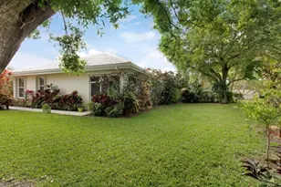 1092 Bedford Ave, Palm Beach Gardens, FL 33403 - Photo 16
