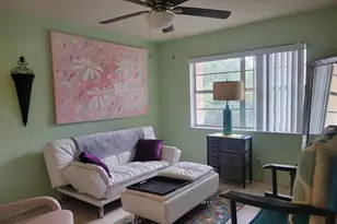 356 Lake Dora Dr, West Palm Beach, FL 33411 - Photo 6