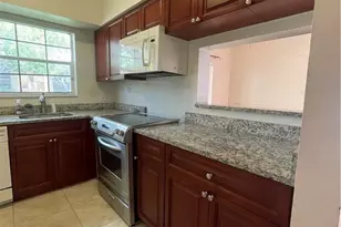 640 Cypress Club Way, Deerfield Beach, FL 33064 - Photo 6