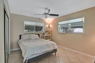5200 SW 8th St, Plantation, FL 33317 - Photo 22