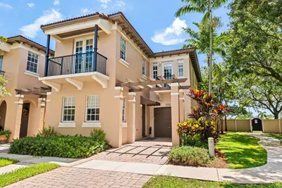 4422 Morgan Lane #11-9, Davie, FL 33328 - Photo 1