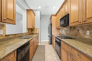 4422 Morgan Ln, Davie, FL 33328 - Photo 8