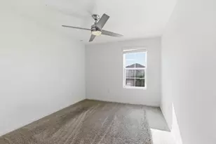 3044 Woodswalk Dr, Fort Pierce, FL 34945 - Photo 20