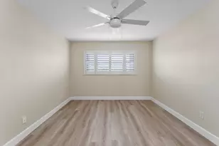 111 Shore Ct, North Palm Beach, FL 33408 - Photo 24