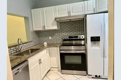 2317 SW 82nd Terrace, North Lauderdale, FL 33068 - Photo 10