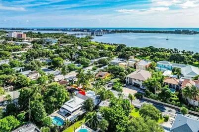 411 S Palmway, Lake Worth Beach, FL 33460 - Photo 4