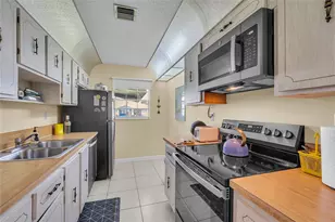 14620 Canalview Dr, Delray Beach, FL 33484 - Photo 10