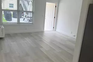 1913 NE 4th St, Deerfield Beach, FL 33441 - Photo 2