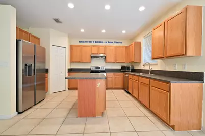 2789 S Evergreen Circle, Boynton Beach, FL 33426 - Photo 2