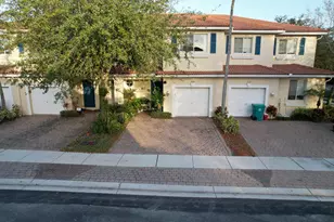 2789 S Evergreen Cir, Boynton Beach, FL 33426 - Photo 22