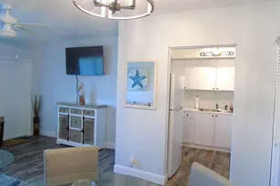 309 Circle Dr S, Boynton Beach, FL 33435 - Photo 6