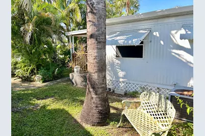 425 Bougainvilla Drive, Deerfield Beach, FL 33442 - Photo 4