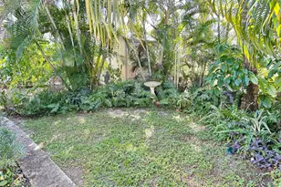425 Bougainvilla Dr, Deerfield Beach, FL 33442 - Photo 6