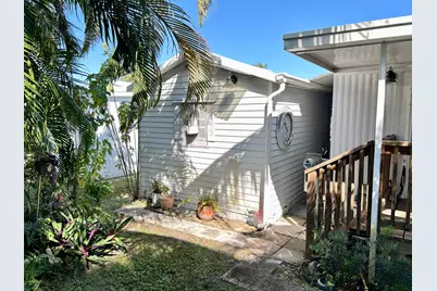 425 Bougainvilla Drive, Deerfield Beach, FL 33442 - Photo 8