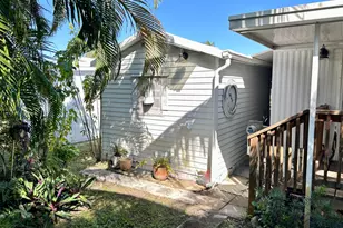 425 Bougainvilla Dr, Deerfield Beach, FL 33442 - Photo 8