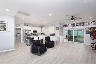 618 NW Billiar Ave, Port Saint Lucie, FL 34983 - Photo 10