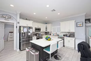618 NW Billiar Ave, Port Saint Lucie, FL 34983 - Photo 14