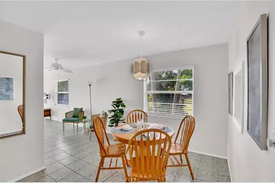 17 Vista Palm Lane #201, Vero Beach, FL 32962 - Photo 4