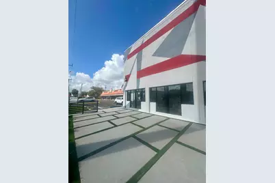 9 N Dixie Highway, Hallandale Beach, FL 33009 - Photo 2