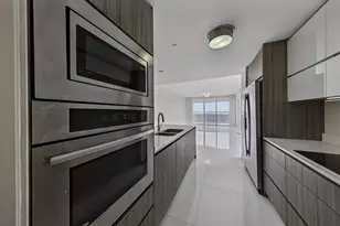 600 NE 27th St, Miami, FL 33137 - Photo 12