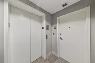 600 NE 27th St, Miami, FL 33137 - Photo 6