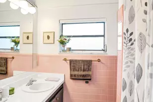 521 N Highland Dr, Hollywood, FL 33021 - Photo 12