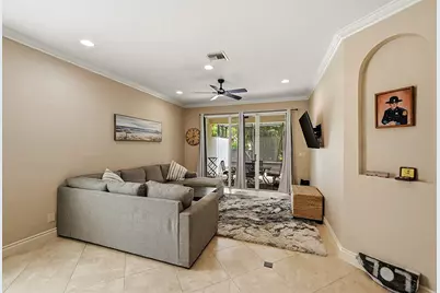 310 Venice Boulevard, Royal Palm Beach, FL 33411 - Photo 16