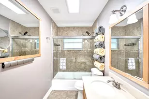 1341 N 30th Rd, Hollywood, FL 33021 - Photo 38