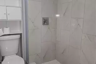 390 Racquet Club Rd, Weston, FL 33326 - Photo 8