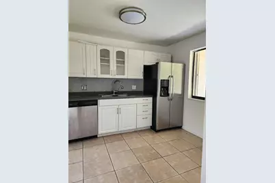 390 Racquet Club Road #204, Weston, FL 33326 - Photo 4