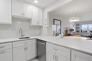 1516 S Lakeside Dr, Lake Worth Beach, FL 33460 - Photo 14