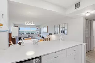 1516 S Lakeside Dr, Lake Worth Beach, FL 33460 - Photo 16