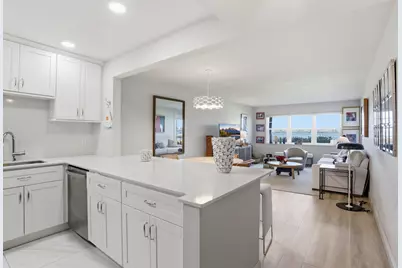 1516 S Lakeside Drive #103, Lake Worth Beach, FL 33460 - Photo 1