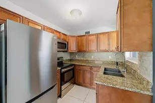 102 SE El Sito Ct, Port Saint Lucie, FL 34983 - Photo 10