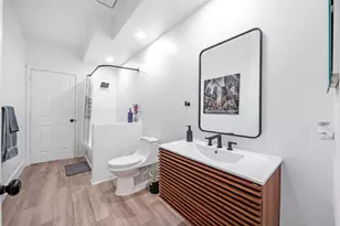 12499 Classic Dr, Coral Springs, FL 33071 - Photo 18