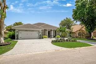 12499 Classic Dr, Coral Springs, FL 33071 - Photo 48