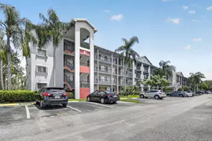 801 SW 138th Ave, Pembroke Pines, FL 33027 - Photo 4