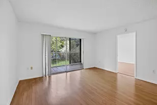801 SW 138th Ave, Pembroke Pines, FL 33027 - Photo 18