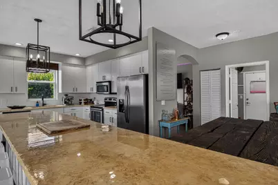 791 SW 191st Avenue, Pembroke Pines, FL 33029 - Photo 14