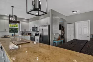 791 SW 191st Ave, Pembroke Pines, FL 33029 - Photo 10