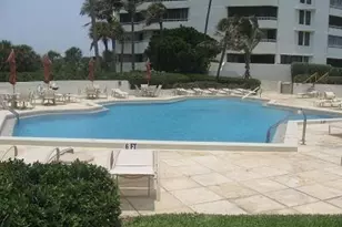5070 N Ocean Dr, Singer Island, FL 33404 - Photo 24