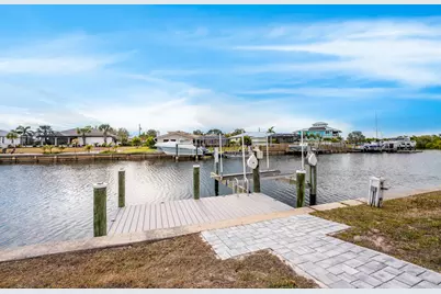 139 Seville Pl Place SW, Port Charlotte, FL 33952 - Photo 34