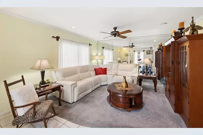 7599 NW 74th Avenue, Tamarac, FL 33321 - Photo 4