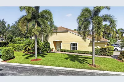 9461 Bridgeport Drive, West Palm Beach, FL 33411 - Photo 4