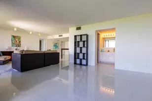 2000 Presidential Way, West Palm Beach, FL 33401 - Photo 14