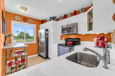 6795 Huntington Lane #306, Delray Beach, FL 33446 - Photo 8