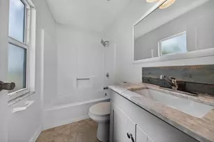 117 NE 8th St, Pompano Beach, FL 33060 - Photo 26
