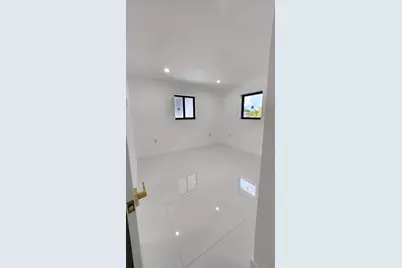 1275 NE 200th Terrace, Miami, FL 33179 - Photo 26