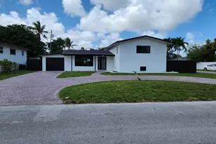 1275 NE 200th Terrace, Miami, FL 33179 - Photo 2
