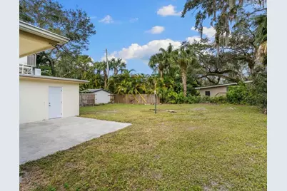 515 Cypress Road, Vero Beach, FL 32963 - Photo 4